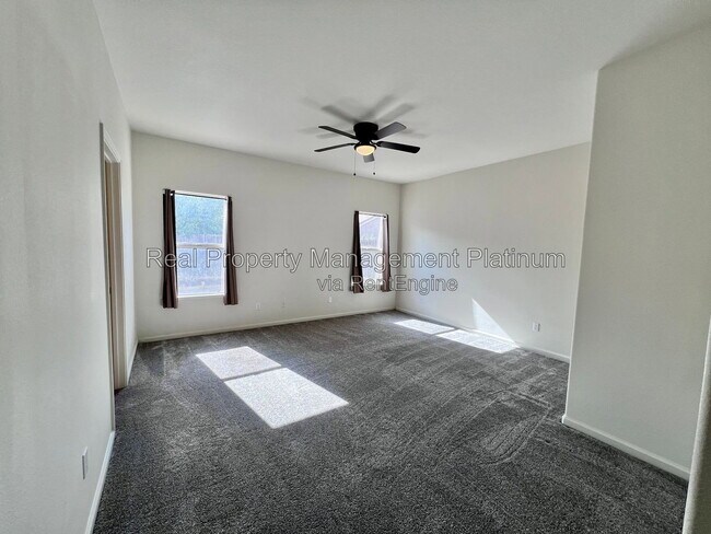 Building Photo - 10263 N Recreation Ave