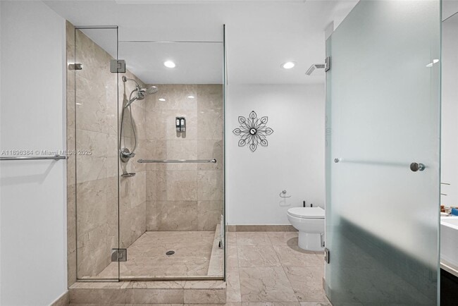 Building Photo - 250 Sunny Isles Blvd