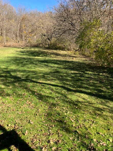 Building Photo - 803 Roundhouse Addn