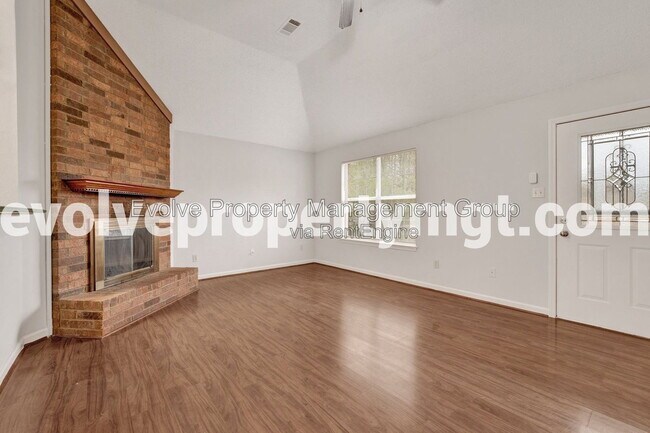 Building Photo - 3823 Twin Valley Cove