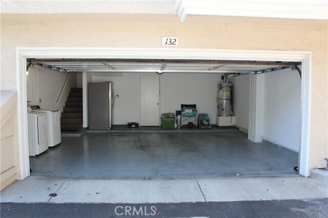 Building Photo - 2300 Maple Ave