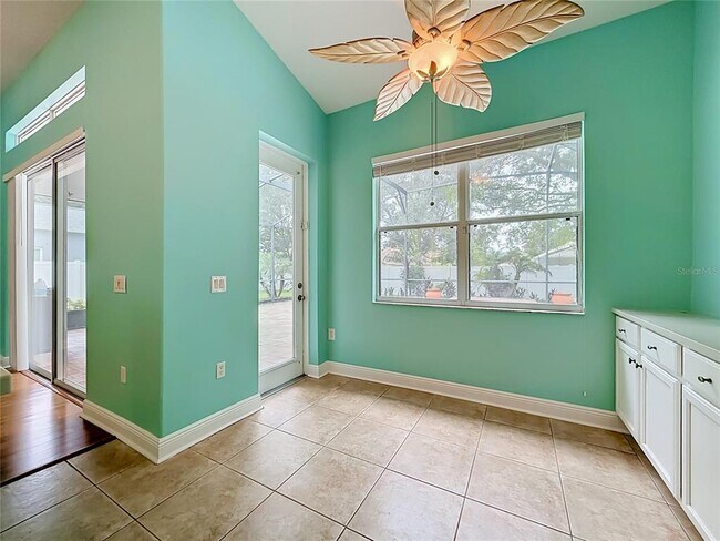 Building Photo - 2947 Majestic Isle Dr