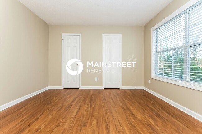 Building Photo - 3 Bedroom Pet-Friendly Home in Decatur, GA with Main Street Renewal