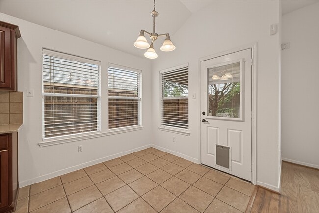 Building Photo - 2704 Hewn Rock Way