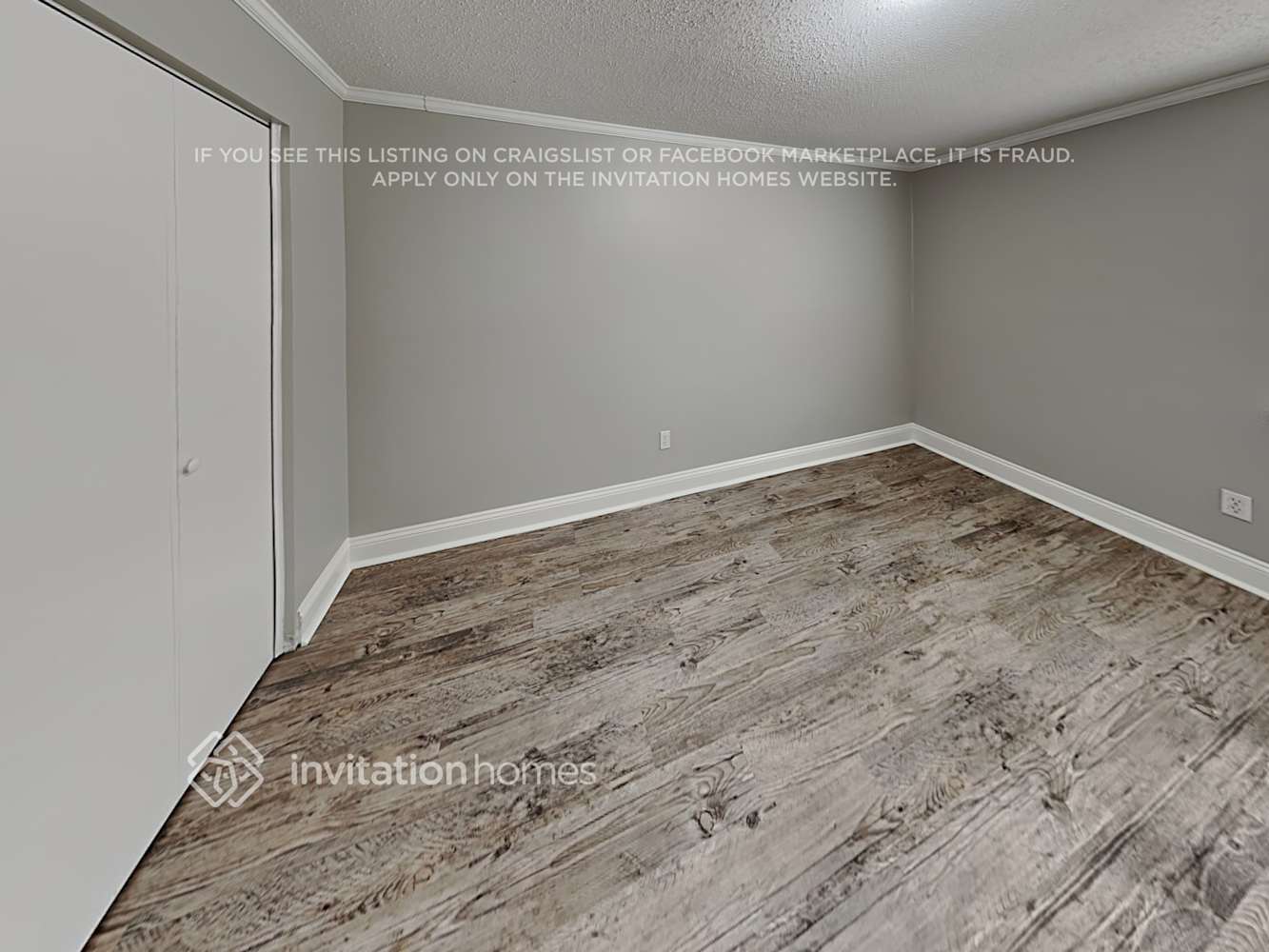 Building Photo - 10393 Arrow Lakes Dr E