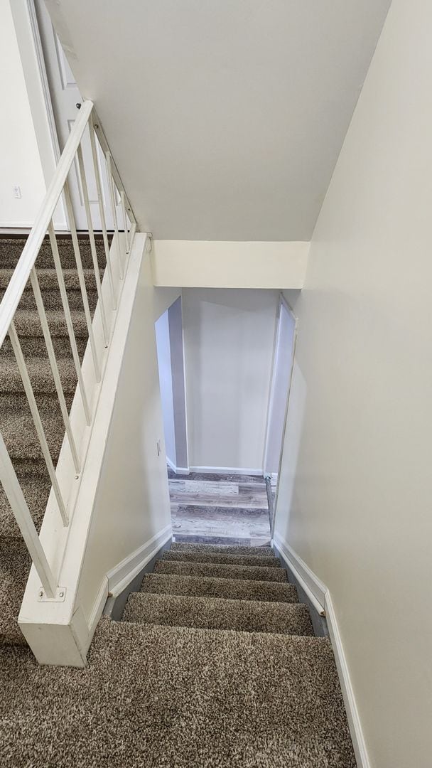 Building Photo - 1226 Charleston Ct