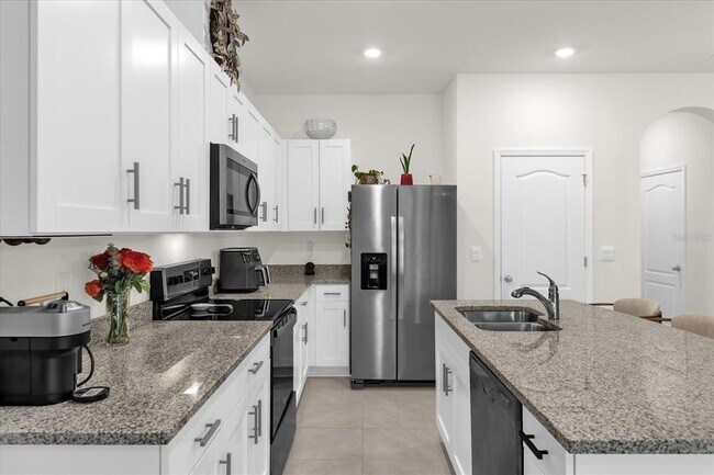 Building Photo - 110 Reena Dr