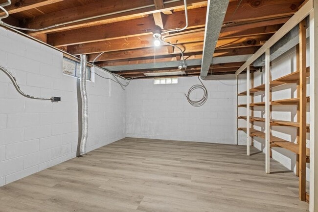 Building Photo - 7214 Northridge Dr