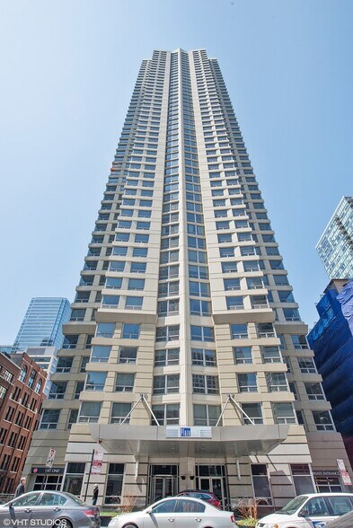 Building Photo - 440 N Wabash Ave