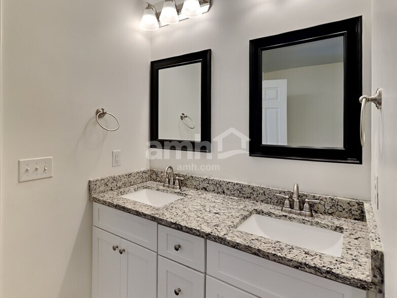 Building Photo - 155 Slaters Drive