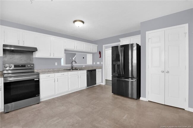 Building Photo - 2604 Burke Ln
