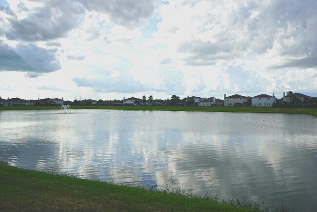 Building Photo - 21503 Mt McKinley Way