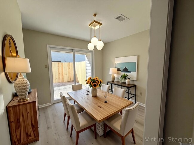 Building Photo - 5254 Stumberg Ln