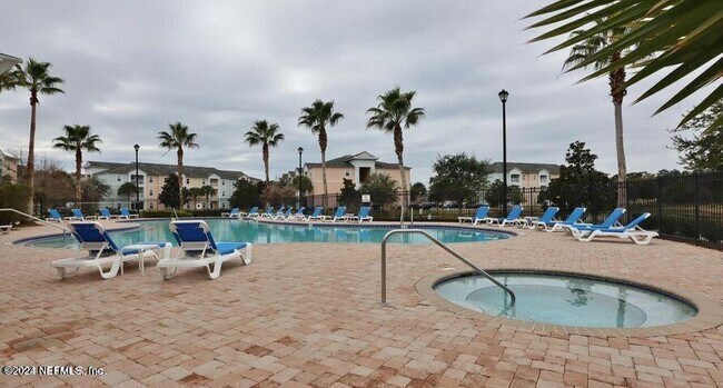 Building Photo - 4920 Key Lime Dr