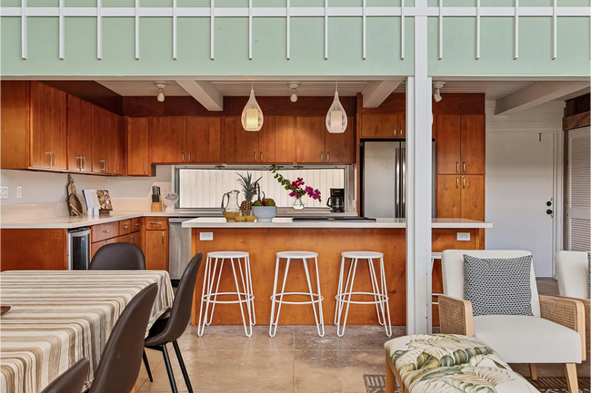 Building Photo - Amazing Fully Furnished Single-Family Two-Story Home Just One House from Kailua Beach – 6 Bedroom...