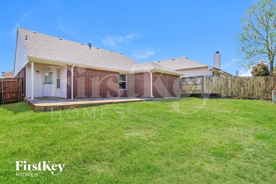 Building Photo - 4917 Stirrup Way