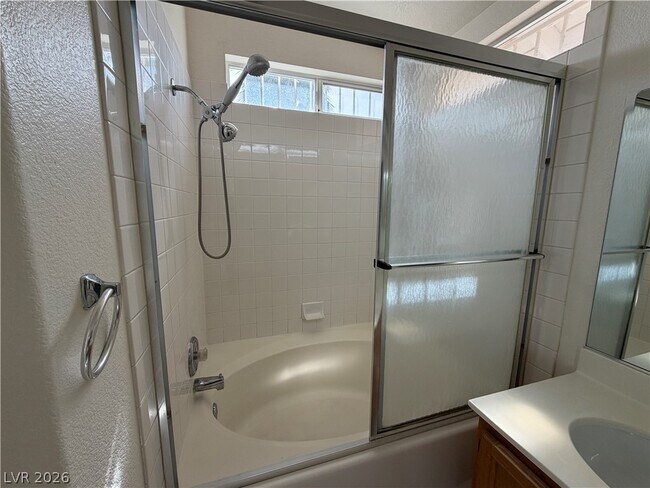 Building Photo - 8089 Kentshire Dr