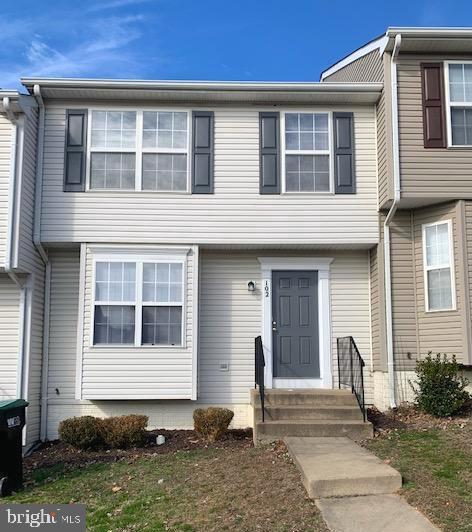 Building Photo - 102 Merrill Ct