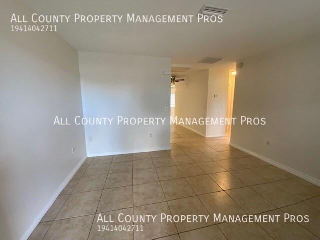 Building Photo - 199 Golf Club Ln