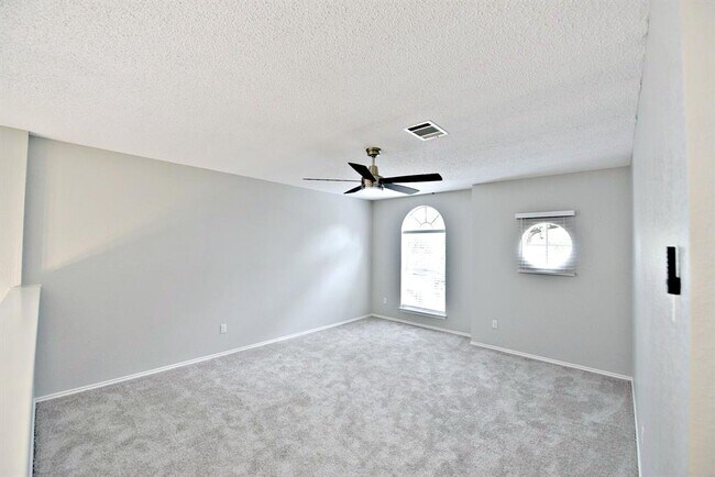 Building Photo - 13328 Black Canyon Dr