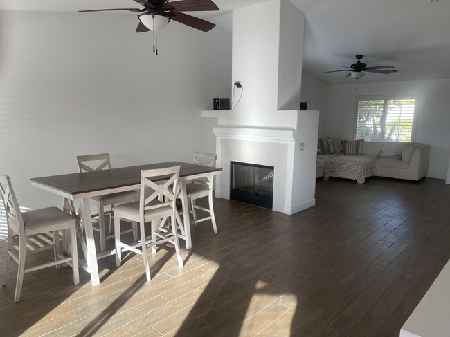 Building Photo - 81258 Avenida Esmeralda