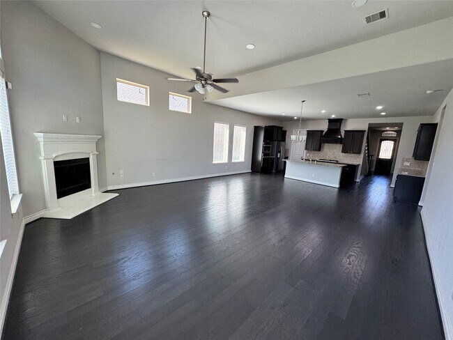 Building Photo - 5231 Pickford Grove Ln