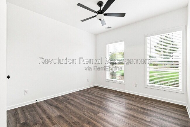 Building Photo - 34 Nickel Dr