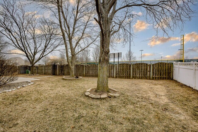 Building Photo - Spacious 4 Bedroom In Gretna!!