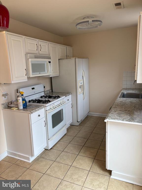 Building Photo - 1531 Tarleton Pl