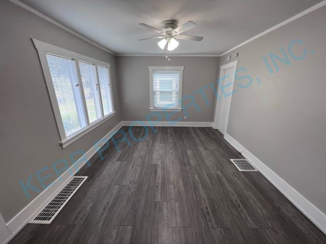 Building Photo - 1420 NE 53rd Ave