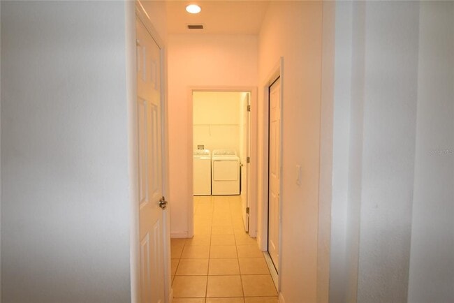 Building Photo - 1333 Merion Dr