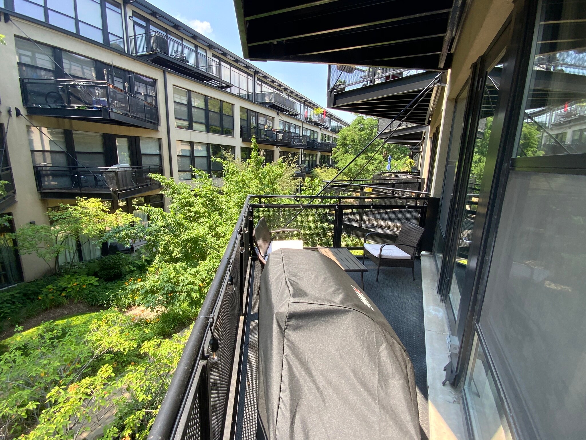 Balcony - 1033 W 14th Pl