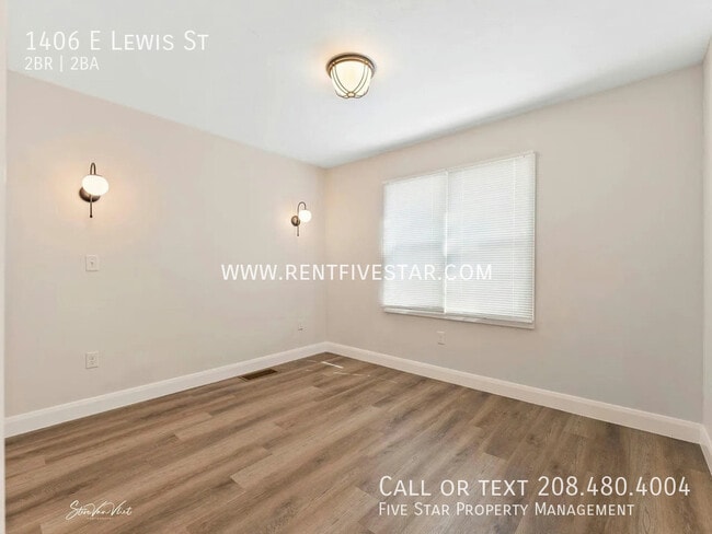 Building Photo - 1406 E Lewis St