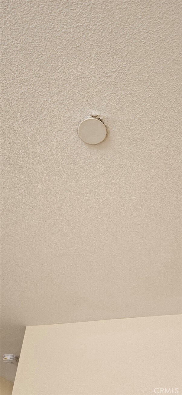 Building Photo - 1631 E 85th St