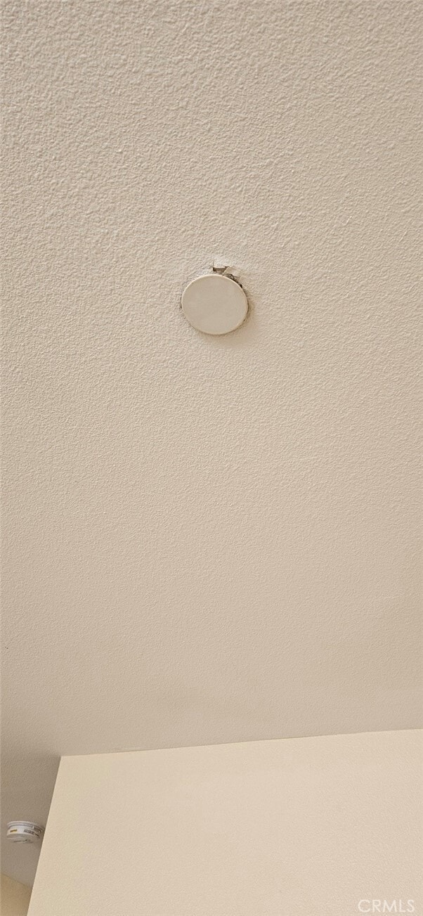 Building Photo - 1633 E 85th St