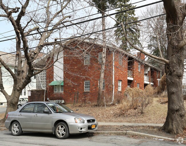 Building Photo - Kastle Arms