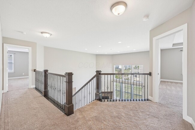 Building Photo - 10339 Ivy Chase