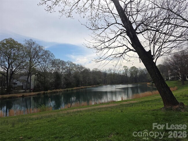 Building Photo - 7325 Winery Ln