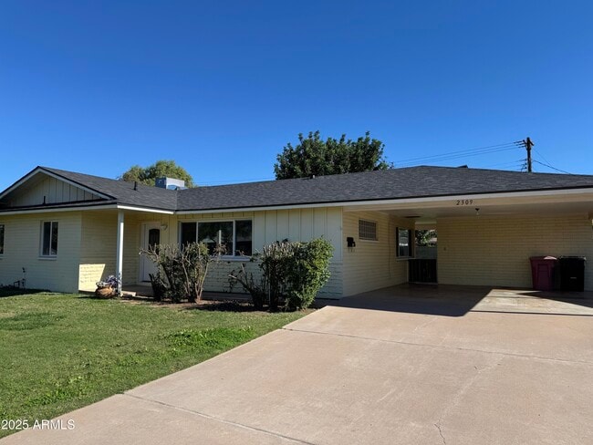 Building Photo - 2309 N 81st Way