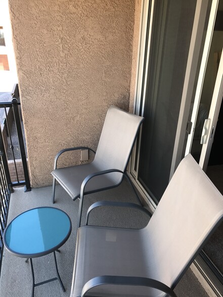 Master Bedroom Balcony - 4154 N Thurston Ln