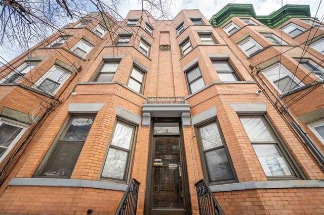 Primary Photo - 56 St Pauls Ave