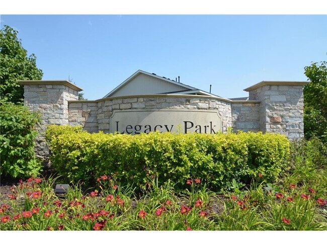 Building Photo - 15661 60th Ave N