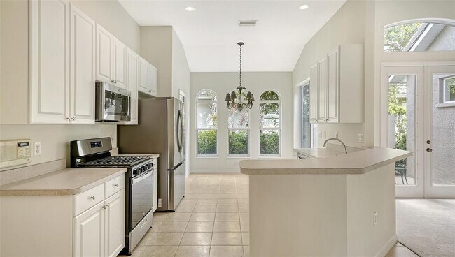 Building Photo - 6715 Pebble Beach Way