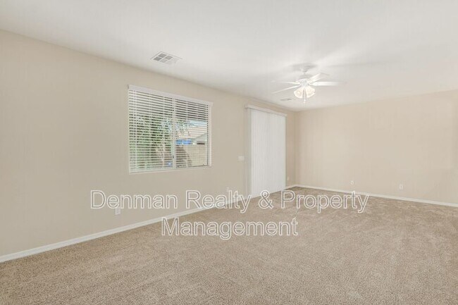 Building Photo - 1154 W Stephanie Ln
