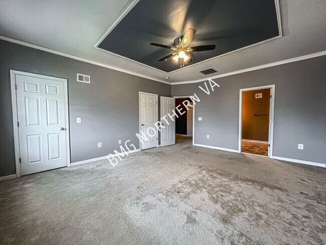 Building Photo - 9535 Center St