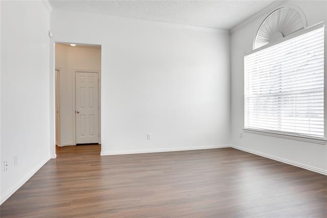 Building Photo - 8611 Ironwood Dr