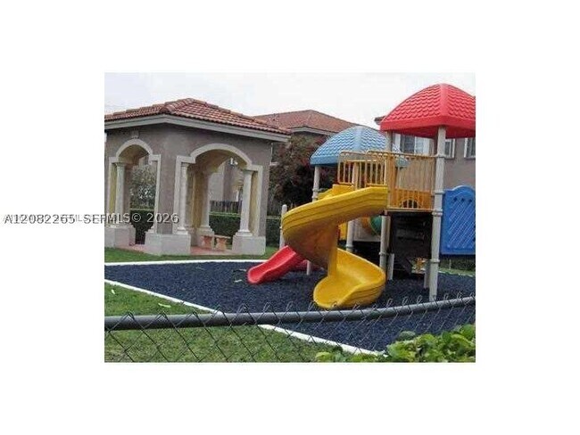 Building Photo - 8057 SW 118th Ct