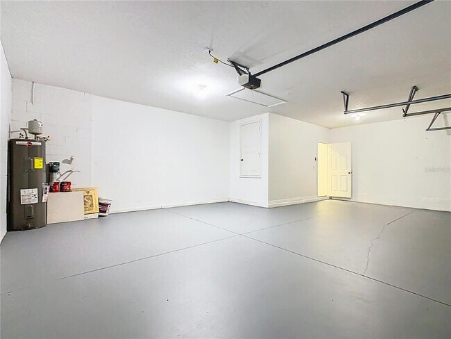 Building Photo - 4044 Marina Isle Dr