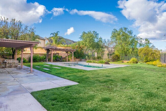 Building Photo - 21603 Glen Canyon Pl