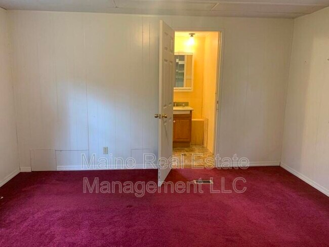 Building Photo - 3 Sweet Fern Dr